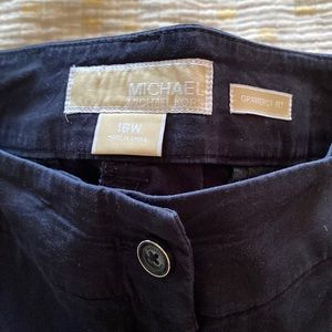 Michael Kors Gramercy Fit casual pants